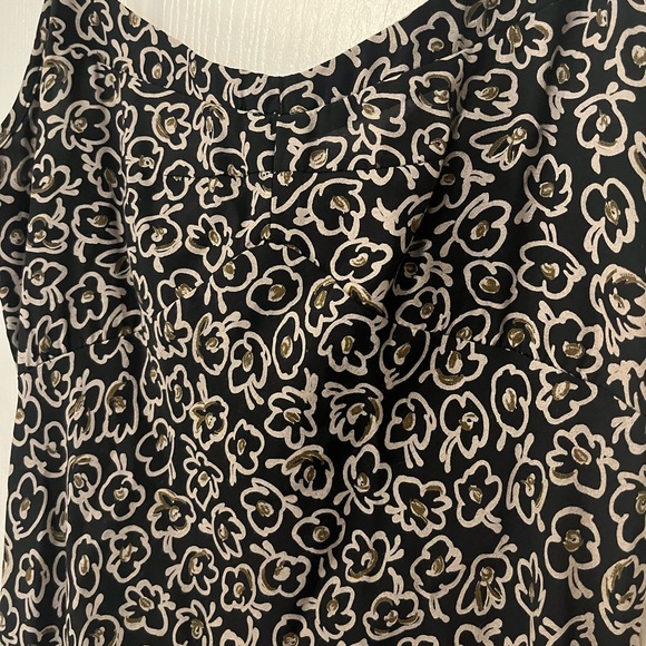 Black print midi dress. - Picture 2 of 3